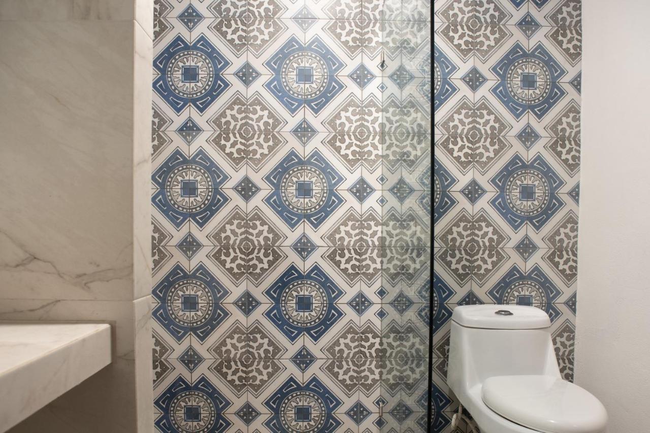 Hotel Mayari Holbox Dış mekan fotoğraf Bathroom tiles