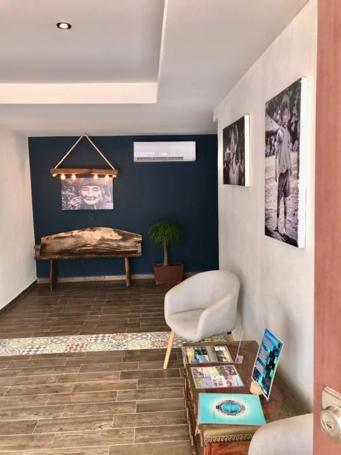 Hotel Mayari Holbox Dış mekan fotoğraf The interior of the gallery